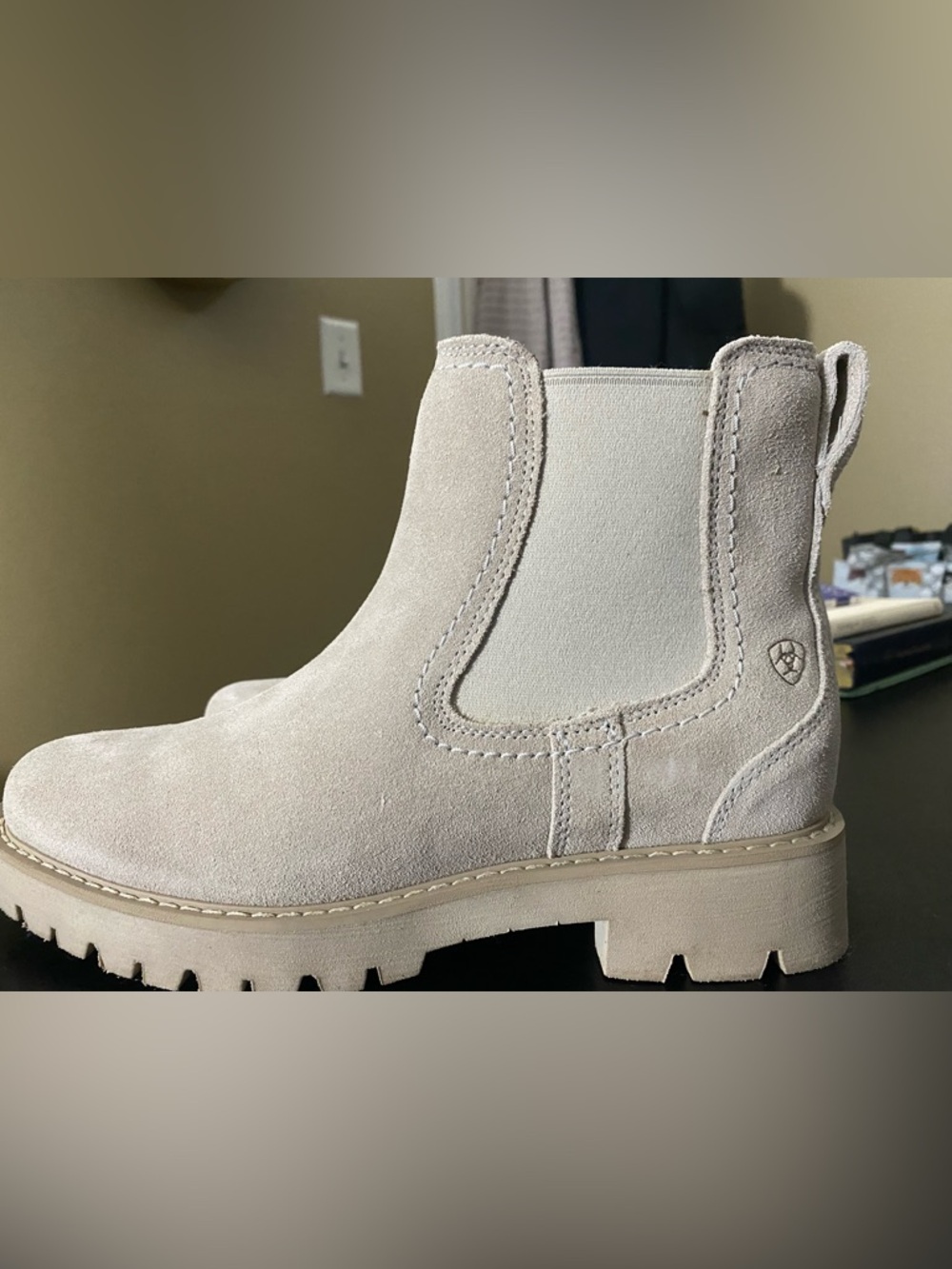 Ariat Women's Wexford Lug Boots in Beige